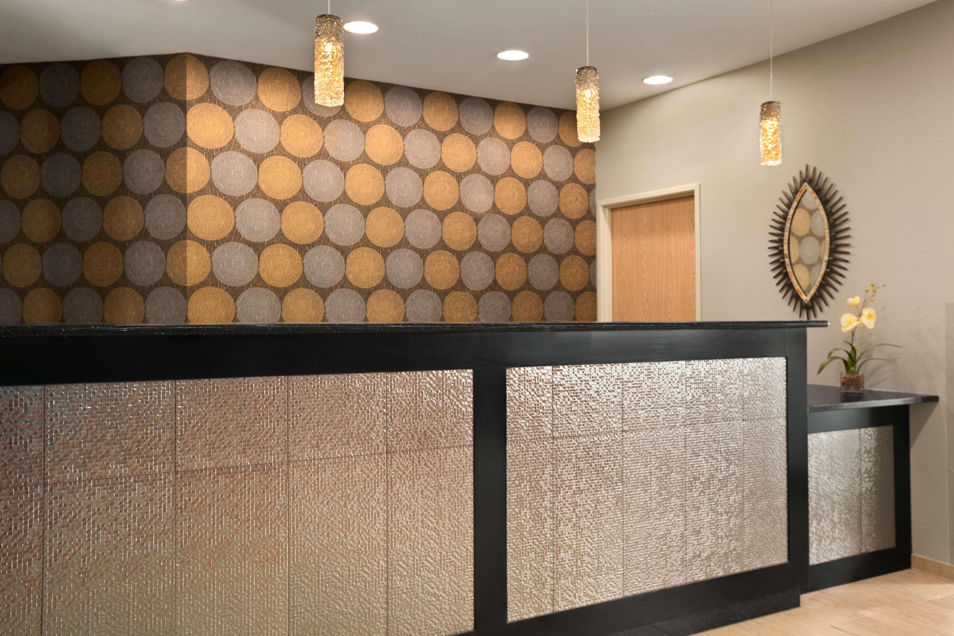 Best Western Plus Peppertree Airport Inn Airway Heights Extérieur photo