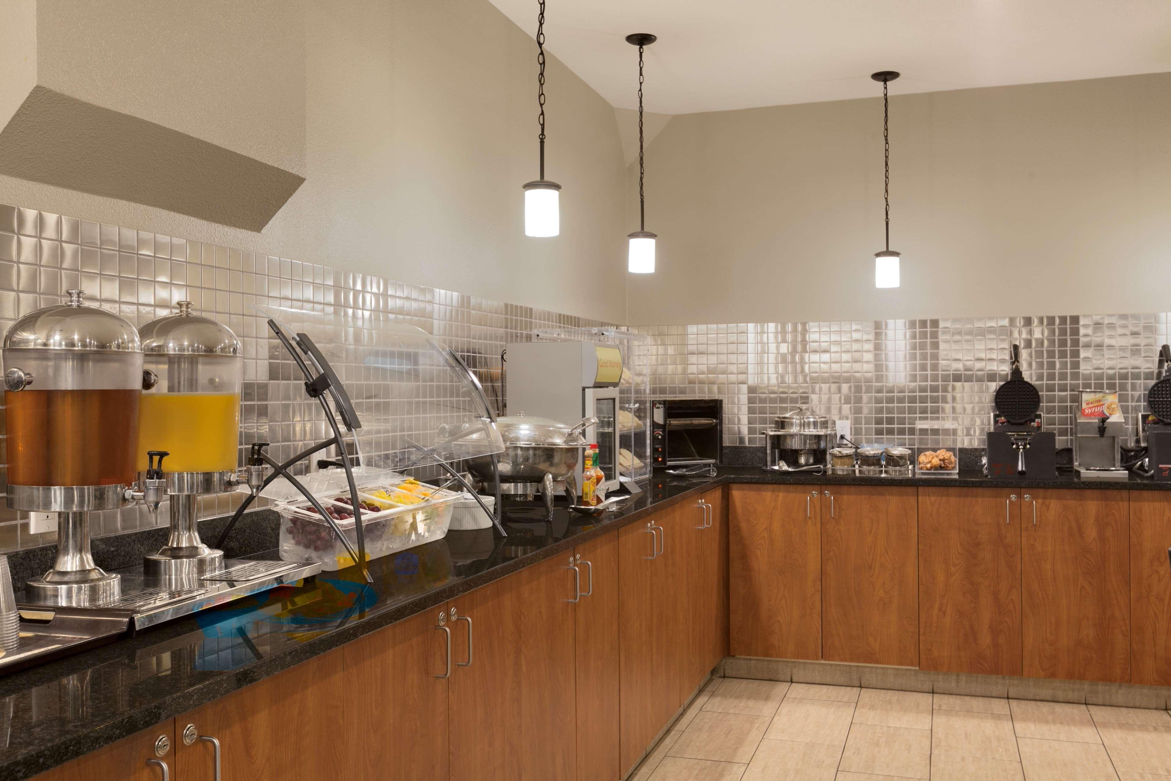 Best Western Plus Peppertree Airport Inn Airway Heights Extérieur photo