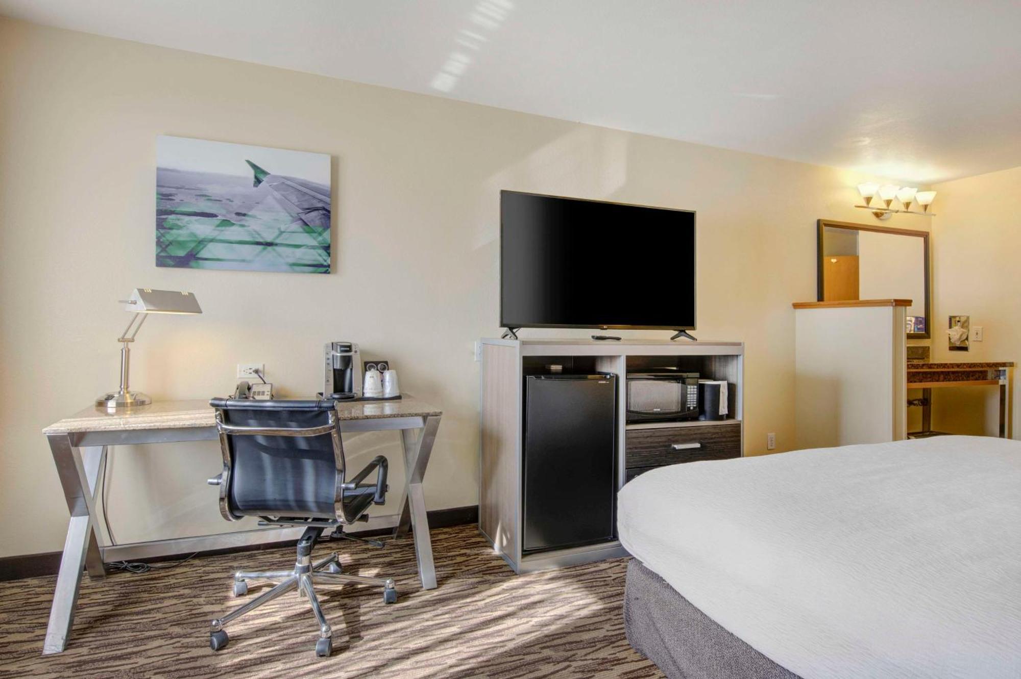 Best Western Plus Peppertree Airport Inn Airway Heights Extérieur photo