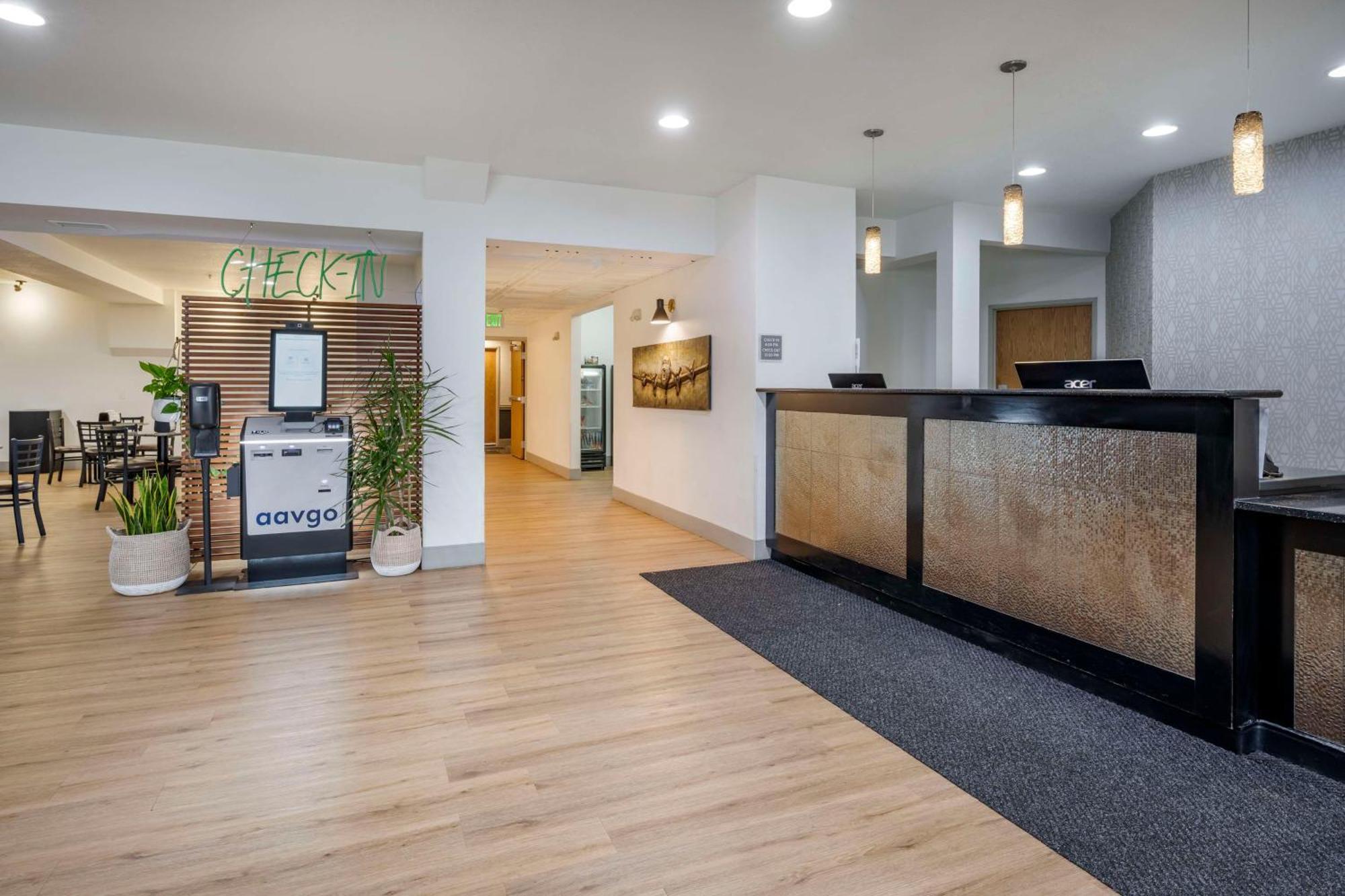 Best Western Plus Peppertree Airport Inn Airway Heights Extérieur photo